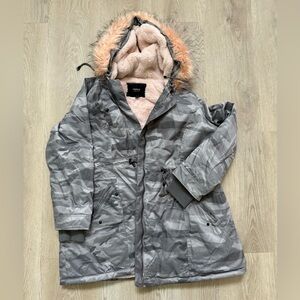 Torrid Plus Grey Camo Pink Faux Fur Lining Parka Jacket Coat 1X